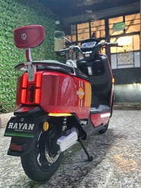 للبيع دراجه دراجه شحن .  رمبه سعر 450 07703415760