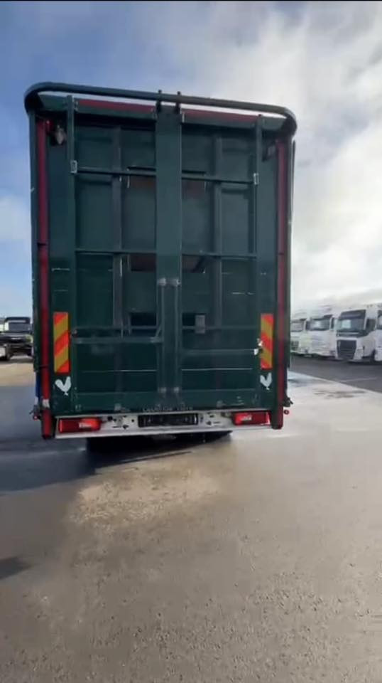 بدي الماني للبيع جادر مشبك سحب جوانب الطول 7.60 سم العرض2.50 - للأتصال:***********
