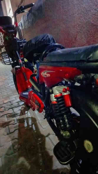 سلام عليكم
باسگل شحن للبيع #
لون احمر 🍅
اربع بطاريت 💁‍♂️
وبل جااملغ الوان 🌈
اربع نمر 👍
سرعه 99 🔴
سويچين وبصمه 🔑🔑
تشغيل عن بعد 🔴
اشاير +هورن 👆
السعر 350 وبي مجال قليل 👋
المگان /نجف /قضاء المشخاب 🔴
الرقم الجهاز /***********
