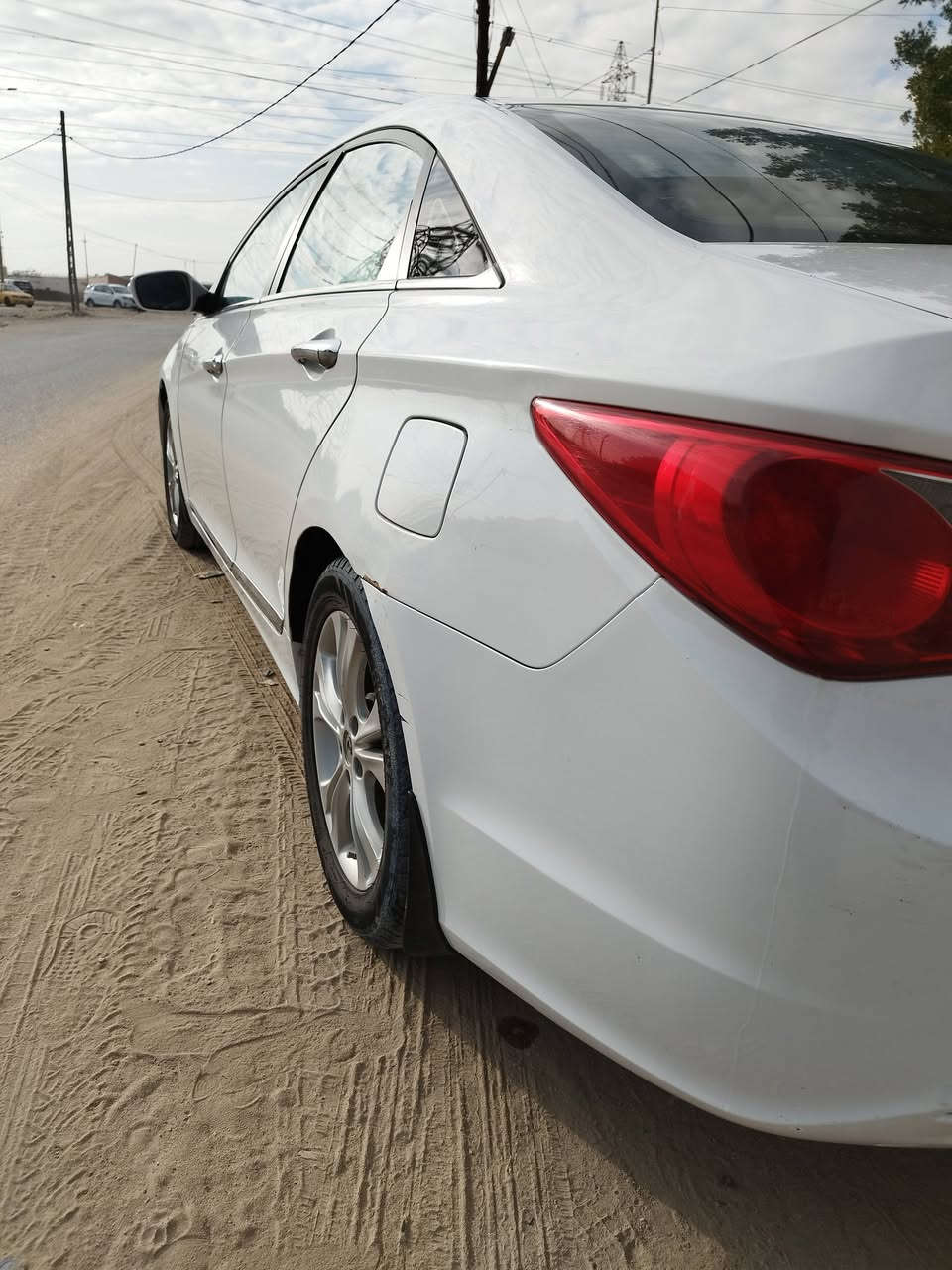 سوناتا موديل 13 خليجي للبيع بصمه تشغيل عن بعد ترحيب مري شفط اشاير بالمري تدفئه تبريد  شاشه محرك كير جيد جدا مكفولة عد ترتيبات بالهلالات الخلفيه السعر 125
***********
