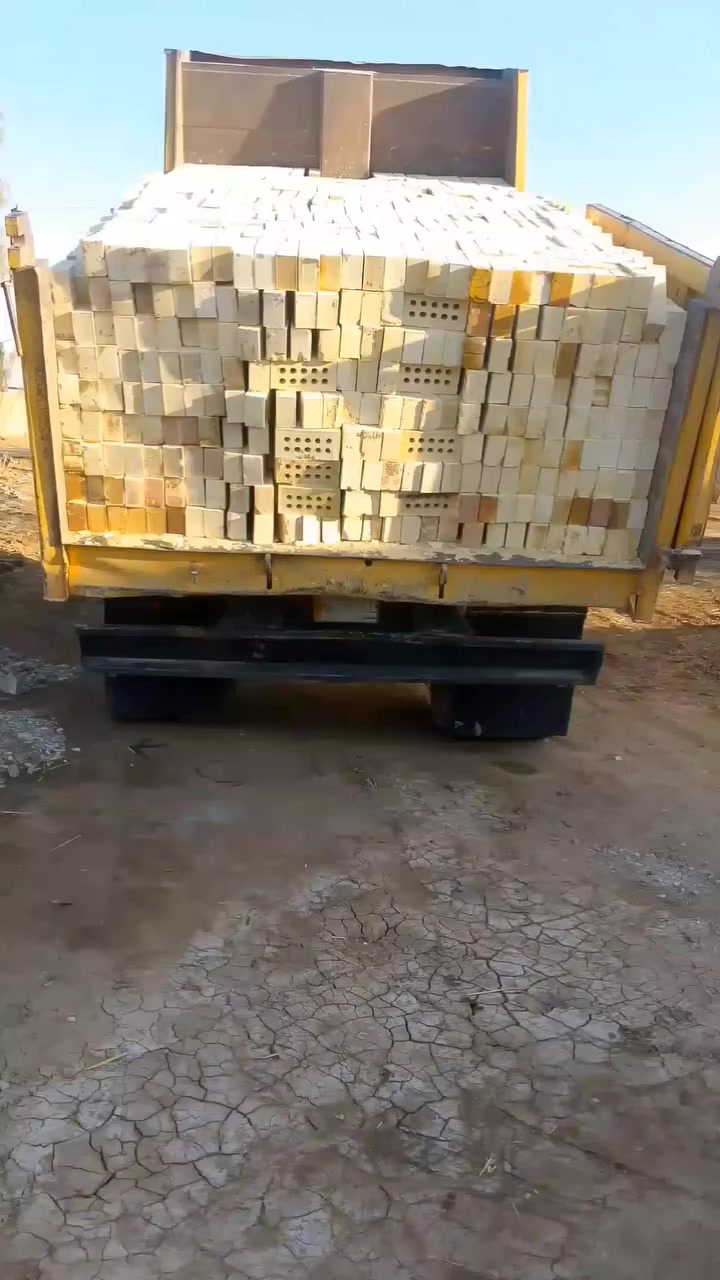 يتوفر طابوق درجه اوله لون وقوه وركن شرط المكلاب سعار تنافسيه تصل ودلل ***********
