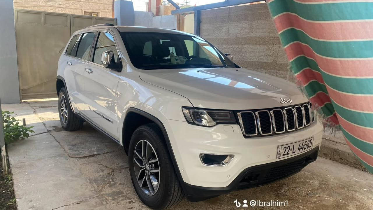 اخت الزيروووو السيارة كارتون جديدة كلش 🌹🌹🌹
   ✅ لمعرفة السعر علق ب ..✅. تم 🤲

بسم الله وعلى بركة الله 
وينهم الجناية والي يدور جديد 
قطعه حلوة ومميزة وجديدة
جيب شيروكي للبيع ✅
 فئة الاريدو خليجي ….❤️❤️❤️❤️
موديل 18 فول مواصفات 
مكفوله من كلشي وعلى الفحص 
وكل اغراض الشركة وياها كاعيات / بصمات / عدة / بصمات 2 / كتلوكات
فتحة سقف
فور ويل 
بصمة تشغيل
بصمة ابواب 
لايت عالي وناصي زنون
فور ويل 
كشن كهرباء
نظام إطفاء ذاتي بلازدحام 
مري جانبية قلاب
وبعد بيه مواصفات هواي 🪀
وسهلا ماعجبك اترك كلمة طيبة او اعبر المنشور 
السعر اتصل او تواصل خاص وبلخدمة
☎️☎️☎️☎️☎️
***********
