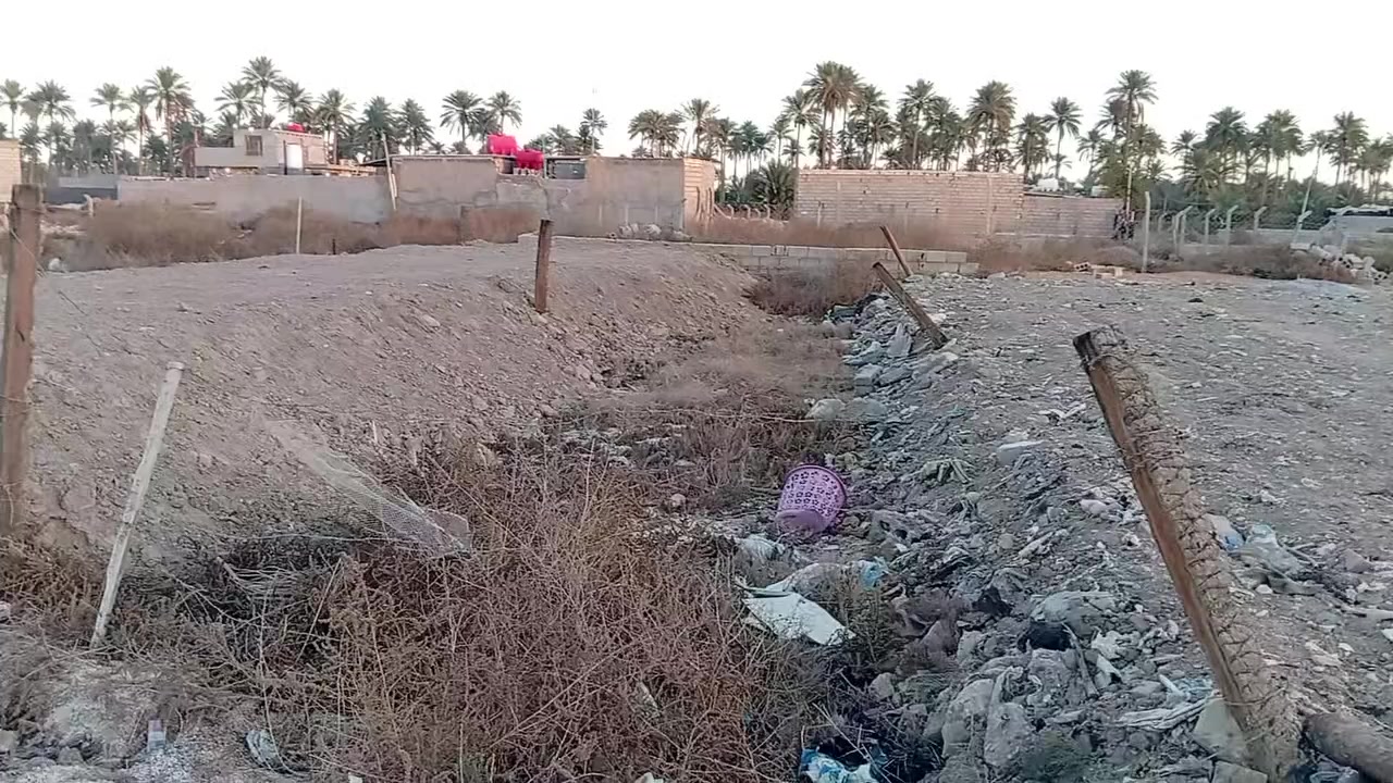 يا الله قطعه للبيع مساحه 100 متر سند 25 واجهه 5ونزال 20 متر مكان كربلاء طويريج ع جدول ***********
