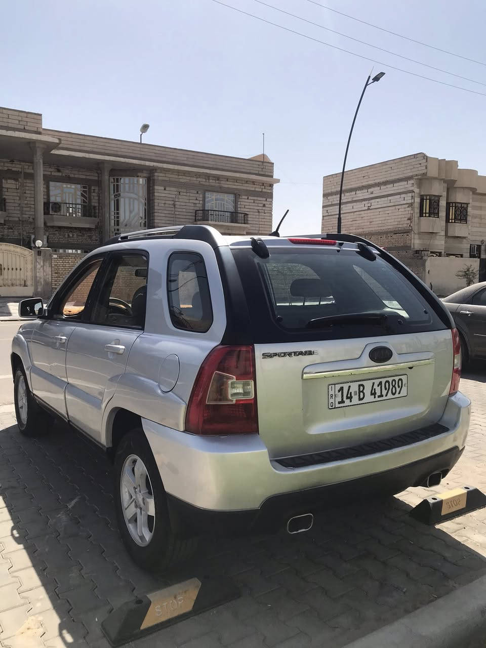 السلام عليكم اخوان للبيع كيا سبورتج ٢٠٠٩خليجي مكفولة كفالة عامه ماعده البنيد مبدل اصلي والمكينة ٢٠٠٠ دوش بيها تبخير بسيط السيارة جديدة الله شاهد ورقم السيارة بصرة بسمي السيارة ماشية ١٦٠ الف كم تبريد ثلج الحدادية كارتون والسيارة كاملة مكملة للاستفسار *********** مكان البصرة المعقل السعر ١١٥ ورقة وبيها مجال للشراي وانا خادم ❤️
