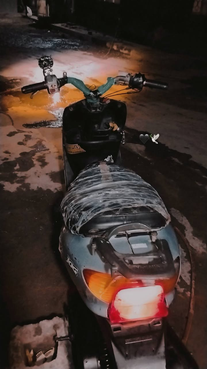 سلام عليكم دراجه 60 عصفوريه للبيع مراوس عادي اخوان دراجه محرك ما ناقصه شي هندر بكل وقت بس كفرات تعبانات بجم موجود بس ما شاده سلف اكو بس مرات ما يشتغل سعر 180 وبيهه مجال


**إذا كنت صاحب هذا الإعلان وتريد حذفه لأي سبب، رجاءا أرسل رسالة إلى الدعم الفني**