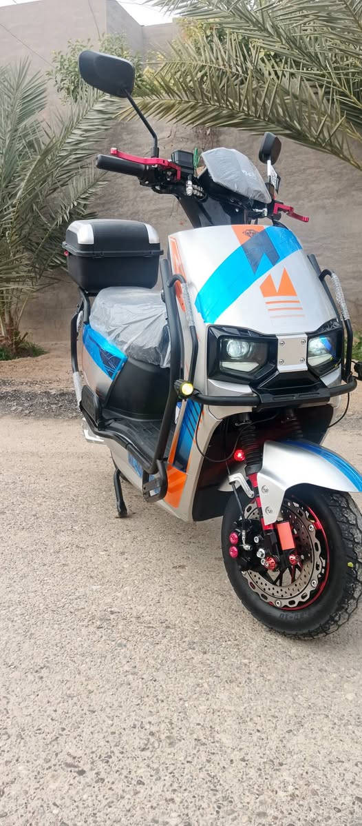 سلام عليكم 

دراجة سكنس #للبيع او مراوس 

ـ بطاريات جدد عل فحص 
ـ دراجة حيل نضيفة ماشاء الله 
ـ جهاز انذار 
ـ تشغيل عن بعد 
ـ جهاز انذار 
ـ خوذة 
ـ تشغيل كارت 
ـ بطاريات ٦ـ ٣٢ انبير 
ـ مستخدم قليل 

مكان : فلوجة ناحية الصقلاوية 

 🔴سعر وباقي تفاصيل اتصل عل رقم وتدلل 

*********** متوفر واتساب
