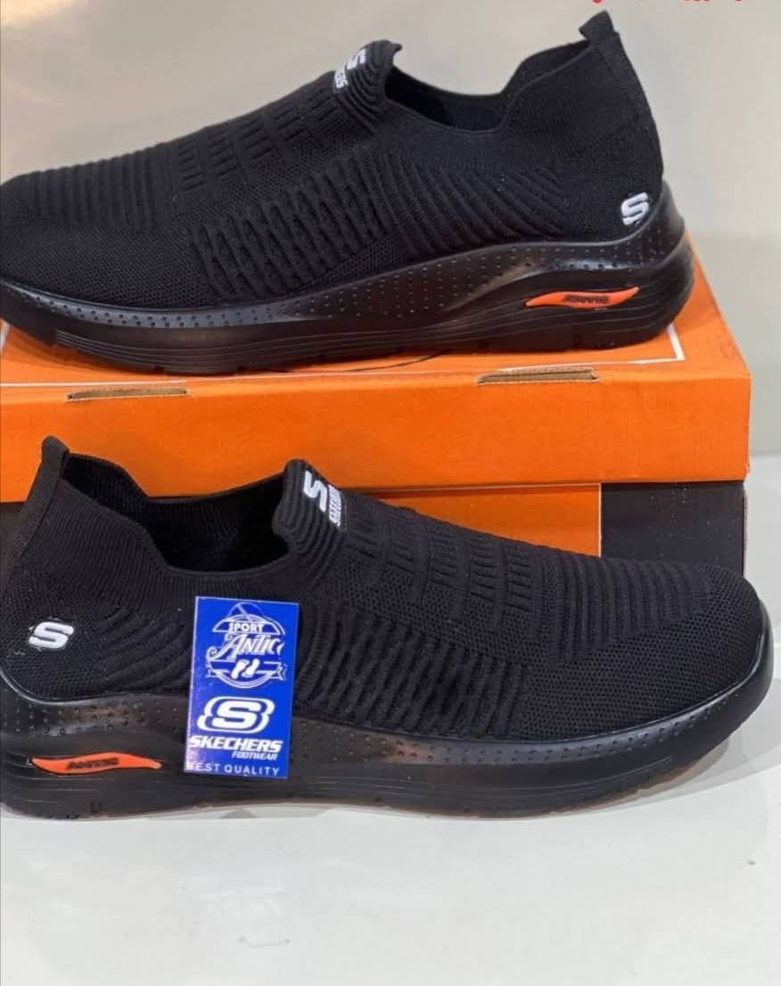 السعر 5000 دينار فقط🔥🔥
سكجر شبابي رجالي اصلي 
قياس من 36 الى 40 واكو قياس من 40 الى 4
مجمع الحجامي كوت الفلاحيه شارع السوك قرب مركز الشرطه ***********
