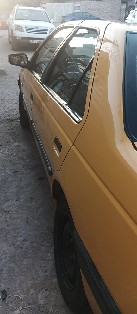 السلام عليكم 
للبيع او المراوس بسيارة اوتوماتيك بيجو اكد 2016السيارة نضيفه بيهة قطعتين تبديل الجاملغ الامامي الايمن والباب الاماميه اليمنة بدون دواخل مصفره هيئه ماشيه 162 السياره تخم تاير صدر جديد تبريد جديد السيارة بيهة صرف قليل والمحرك عله وضعيه الشركه فقط كازكيت مبدل السعر 47 وبيهة مجال للطيبين المكان بغداد الاستفسار رقم*********** بغداد, العراق
