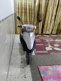 دراجه ماكس ياباني ابلاديه كلها مختمه ختم واحد صار فتره نازله رمبه نكره...