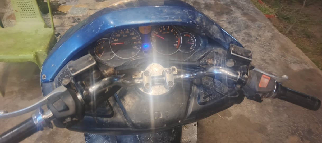 للبيع أو مراوس نقص باتري  وات ساب ***********
