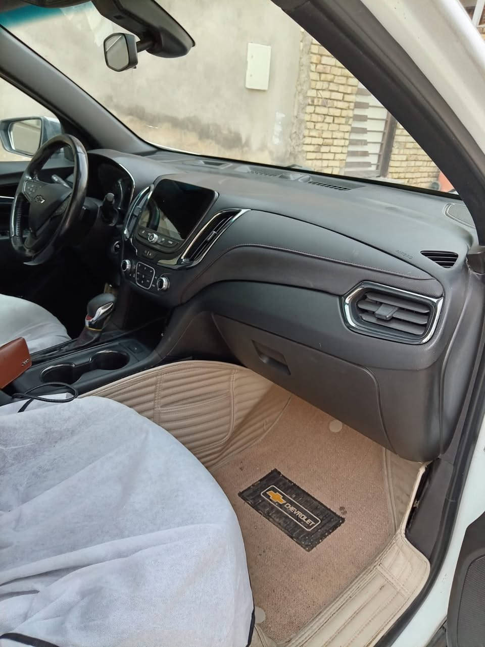 السلام عليكم ايكونكس موديل ٢٠٢٢ حادثها كما موضح بالصور والسونار رقم بغداد بجم كبس RS  ٥ كاميرات كشنات تدفئه كشن كهرباء فور ويل جنطه كهرباء تشغيل عن بعد رادار امامي جانبي حساس امامي خلفي ماشيه ١١٠ الف كيلو رقم بغداد تحويل بالاسم بنفس اليوم السياره بالكوت مركز المدينه السعر المطلوب ١٥٧$ ***********
