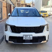 للبيع كيا سورينتو موديل 2024 – خليجي 🔹 محرك 6 سلندر 🔹 ماشيه: 60,000 كم...