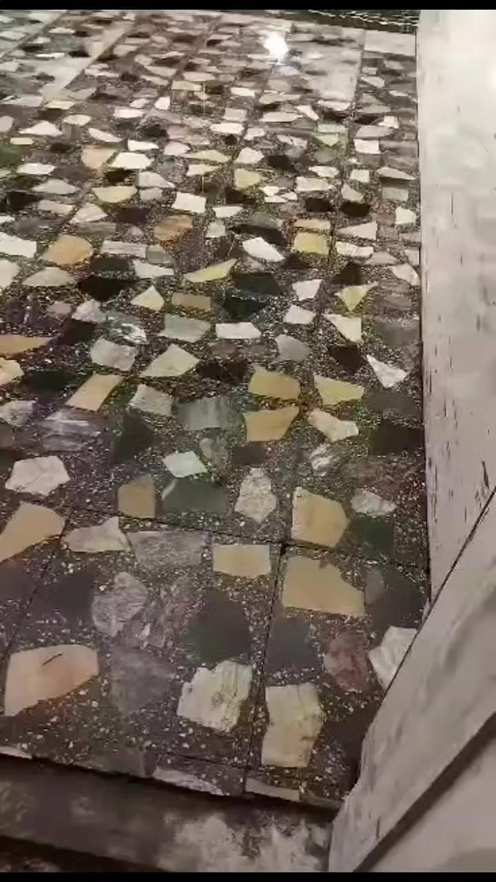 السلام عليكم خلفه سيراميك كاشي ومرمر وبورسلين درجة اولى مصرى والتزام وودقه بالعمل وهدا رقمى ***********/***********
