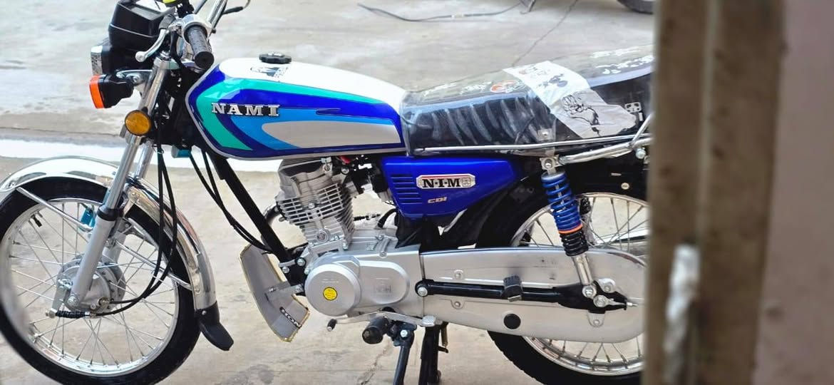 السلام عليكم ورحمة الله نامه متياز للبيع موديل26 محرك c125 خيࢪمن الله 🌐المكان بعقوبه هويدر السعر(750)وبي مجال للشراي اتصل وني بل خدمه الرقم (***********)
