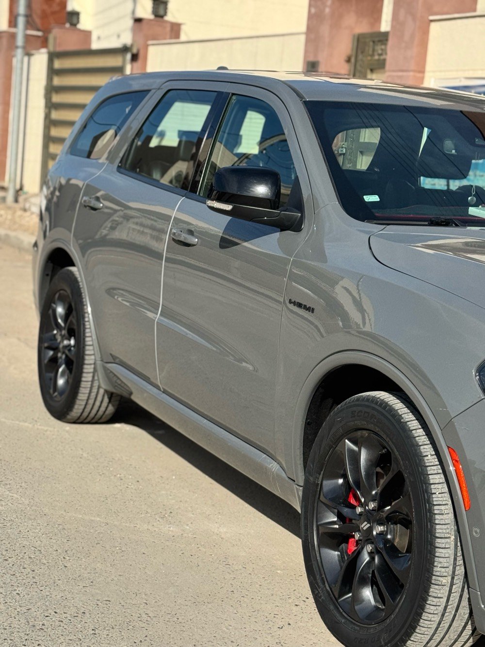 دورينكو ٢٠٢١ هيمي اخت الزيرو كليييين مكفولة من كلشي ماشية ٤٢ الف ميل
مكان السيارة شارع الزيتون مجمع الزيتون السكني 