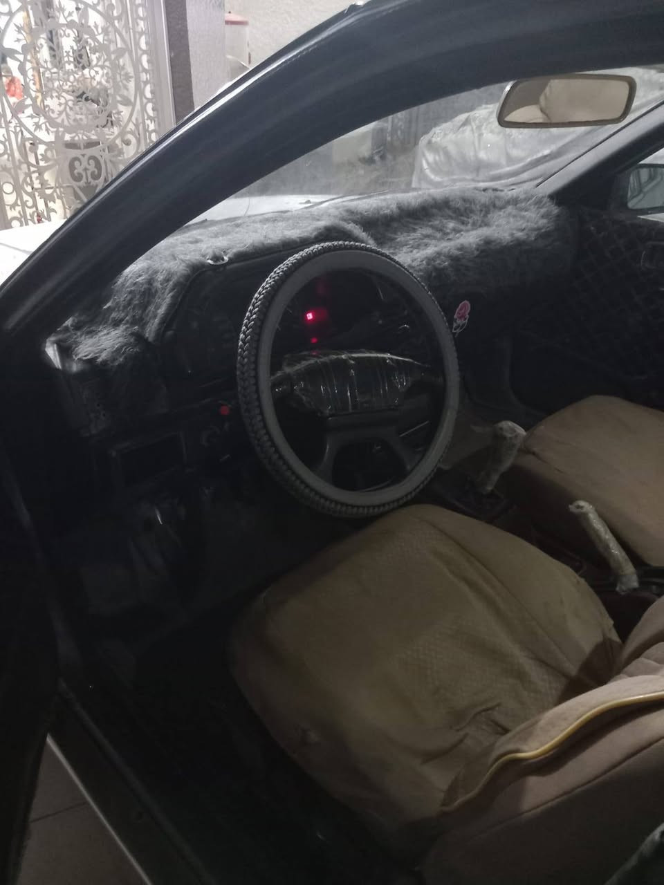 السلام عليكم
ميسبوشي لانسر موديل 1991

رقم صلاح الدين  الجديد سنويه لحد 2030
 صاحبه الشرعي موجود ايريد تحول 
 السياره كل كهربائيات شغاله شاشه
السياره عايزه سمكره وصبغ
السعر 22 وبيه مجال 
الهاتف *********** او 0774805203 
 
عنوان صلاح الدين
