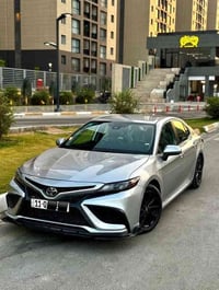 اعاده النشر بسبب الوعود الكاذبه  كـامري Le 2023 نظيفه جدا  السيارة دخو...