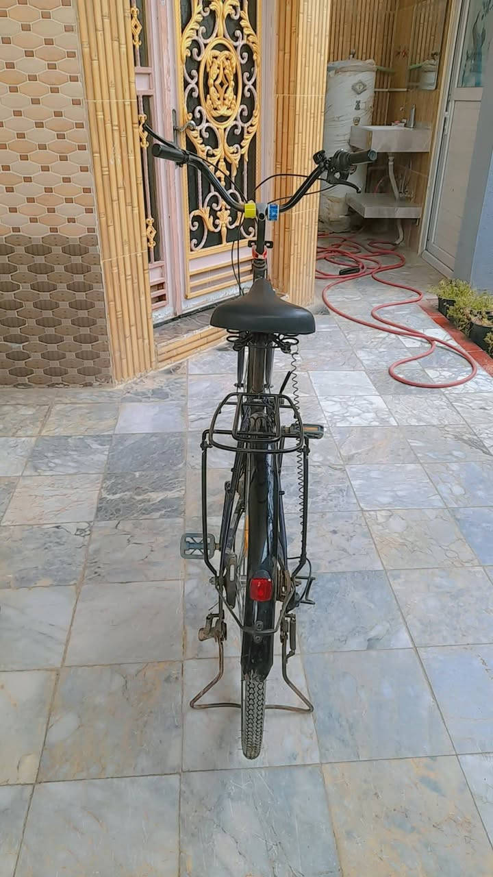 للبيع بايسكل ياباني 🇯🇵
لون اسود 🖤 +
لون بنفسجي غامق 💜 
10 ارقام 
مع 2 مساطر 
و6 فسفوريات
البايسكل نضيف 
السعر 90 الف 💲 وبيه مجال
المكان الرفاعي 
الرقم ***********
فقط واتساب 🌹🌹🌹
