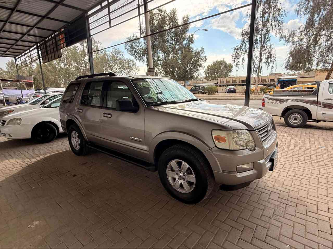 سيارة بدون صبوغ بدون تعديل طايرت جديد فول بدون سلايت رقم تلفون ***********سعر 110 كركوك, العراق
