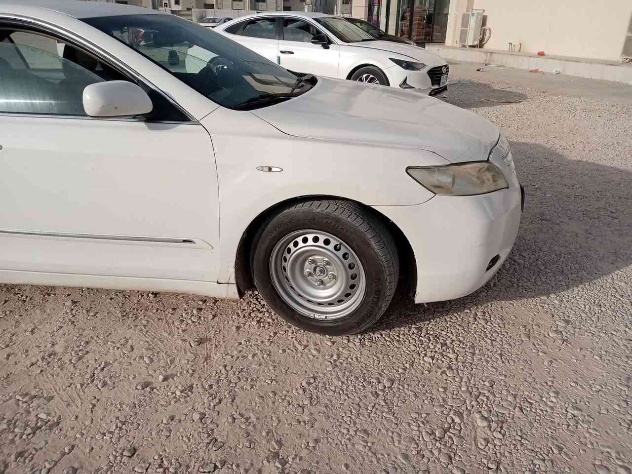 يا الله 
السلام عليكم ورحمه الله 
كامري موديل 2007 وارد خليجي 
السياره بيه اربع قطع صبغ بلا داخل بس قطعه واحد بيه شويه 
حداديه خيل من الله 
كير خير من الله 
مكينه بيه بخار قليل ويكطع 
كهربائيات كوله ممتازه 
شاشه كامره دواره 
دواخل حلوه ونظيفه 
بارد مابيه سياره 
السعر 83 وبيه مجال الشراي 
العنوان النجف حي النداء 
رقم الهاتف ***********
وبيه سونار
