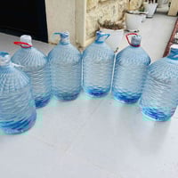 نفط للبيع 6 قارورات(100 لتر) الوحده على 13  كل 2 ب25 الف.          077...