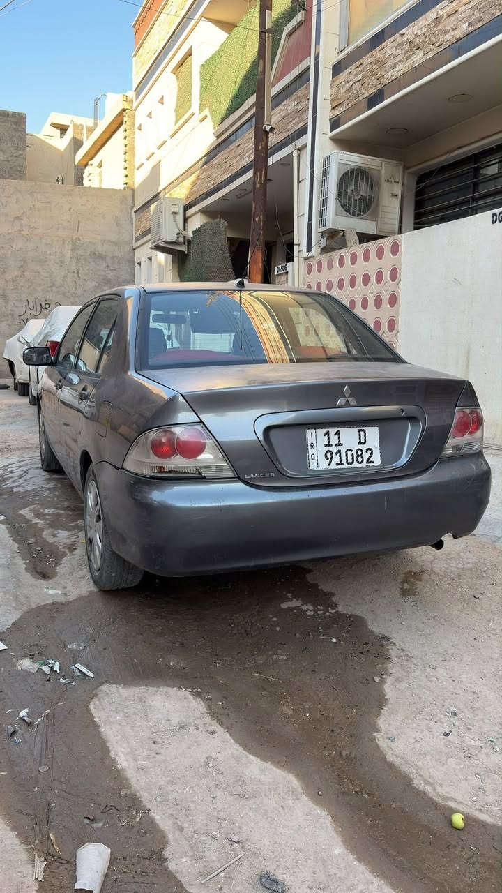 السلام عليكم اخوان لانسر ٢٠١١ الشركة العامة سيارة كفالة من الصبغ والتبديل بيها بس جراد موضح بالصور سنوية وهزة جديدة رقم إنكليزي بغداد بسمي للاستفسار *********** سعرها ٧٩ مكاني بغداد الدورة
