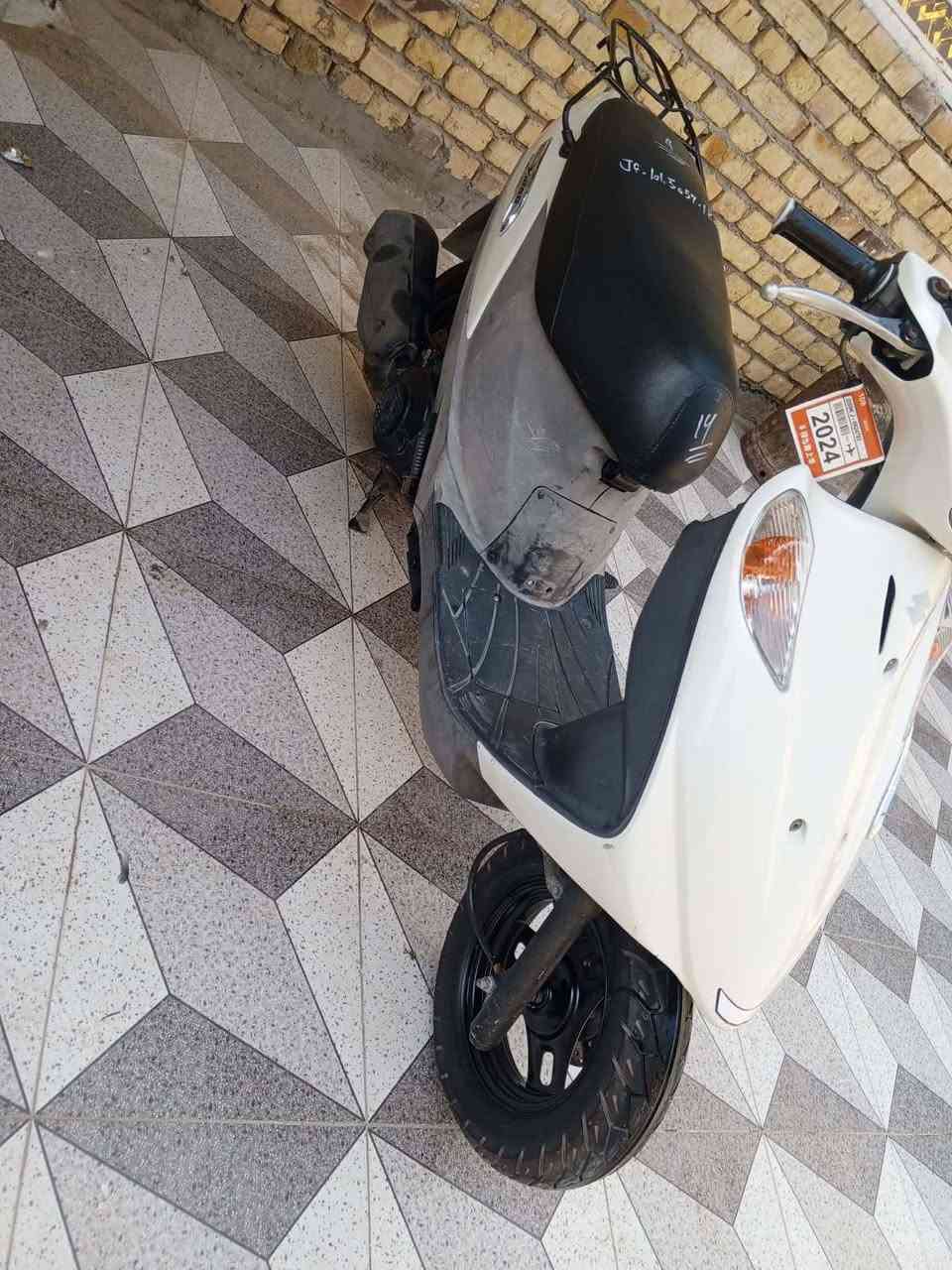 السلام عليكم دراجه ادرس للبيع 
تفاصيل اتصال ع هذا الرقم ‏‪***********‬‏
