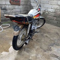 موتور • ٢٥٠ سي سي • بي مجال