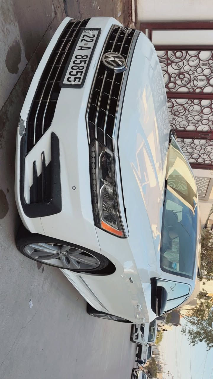 السلام عليكم باسات ار لاين موديل 2019 فول ١/١ محرك ٢٠٠٠ تيربو تبديل جاملغ وبنيد بلادي وباب صبغ ارباك سستم رقم وسنوية جديد سعرها ١٢٠ وبي مجال بسيط 
*********** عنوان كركوك
