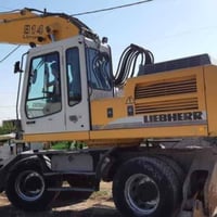 حفاره ليپير بؤ فرؤشتن للبيع موديل حجم  914 موديل 2004 رقمو سناويه زؤر ...