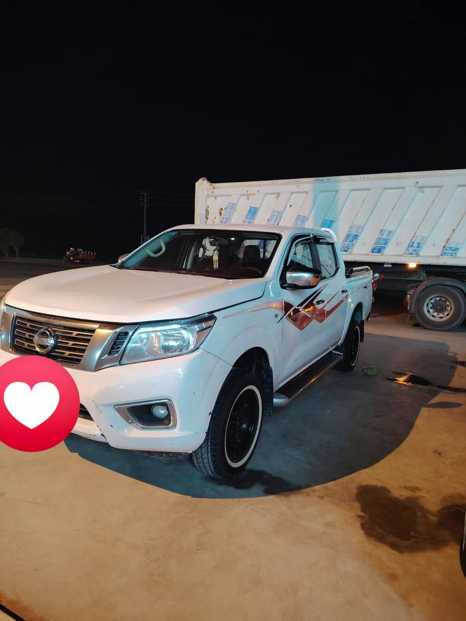 سلام عليكم بيكم نيفاره مديل 2016 سياره جاهزه بيهه ضربه جاملغ امامي صفحت سايق باقي كفاله سياره بسمي رقم دولي هزه ما منتهيه 
الرقم *********** اتصل وبل الخدمه
مكان سياره بصره قرنه
