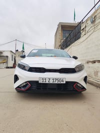 كيا فورتي جيتي لان موديل 2024 بس من عدا فتحه مابيه فول واحد على واحد ا...