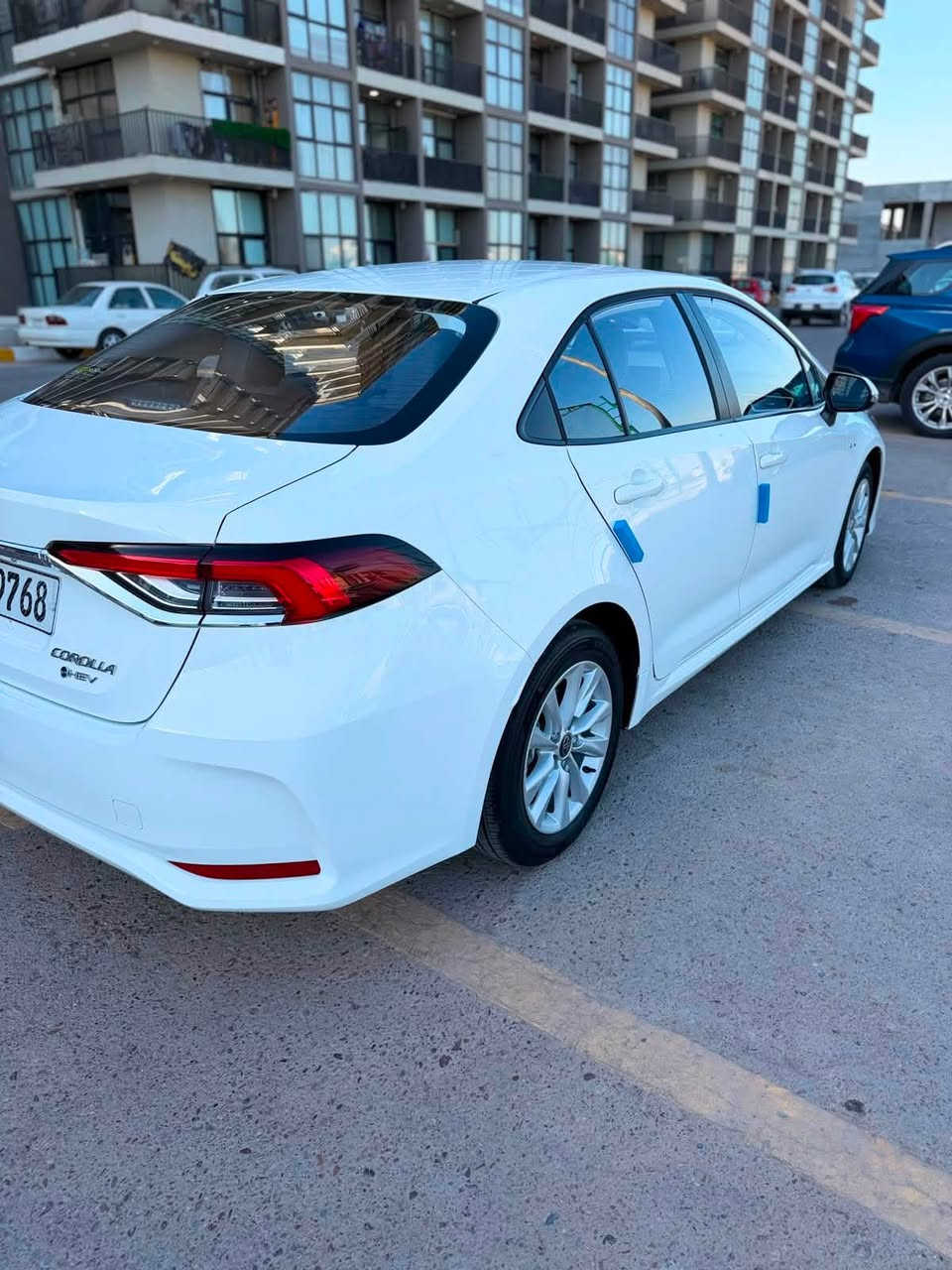 سلام عليكم 
كورلا هايبرد 2025 للبيع فول عدا كشن كهرباء مكفوله جديده جدا مواصفاتها معروفه مكانها بغداد حي الجهاد للاتصال *********** السعر 158$ مجال بسيط .

