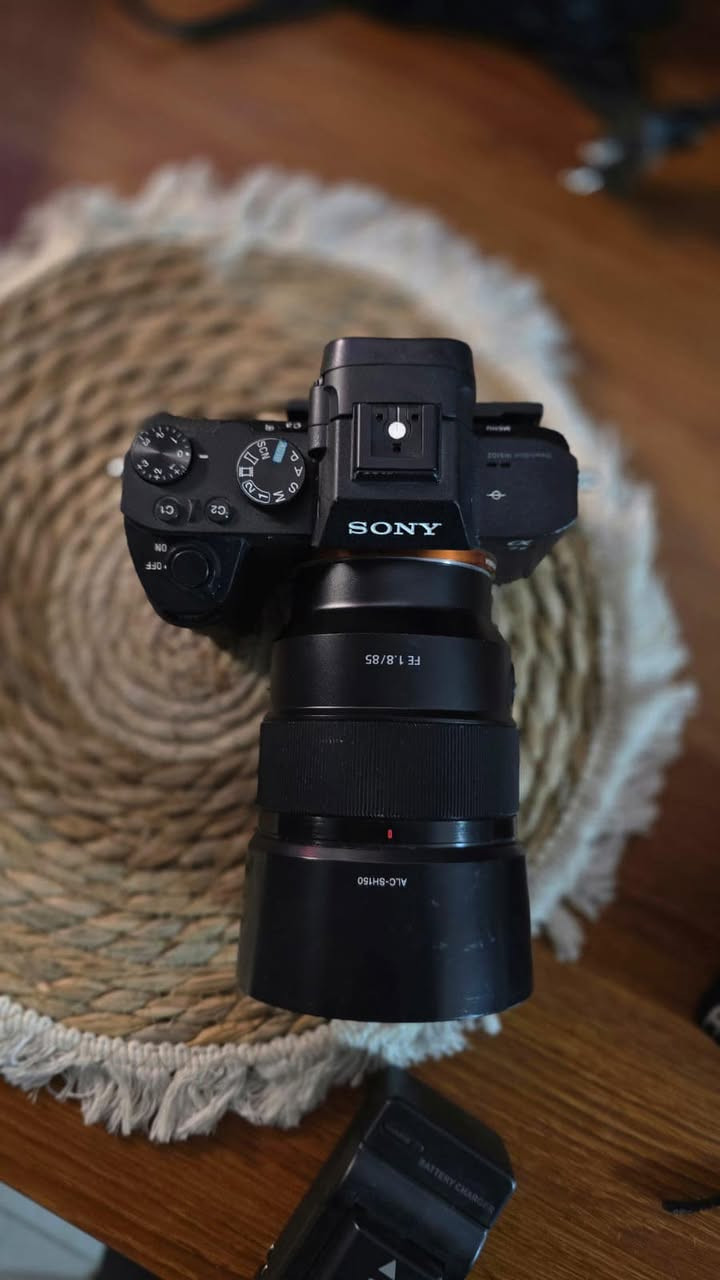 للبيع سوني a7ii
عدسه ٨٥ ملم 
عدسه 100-400
السعر 2 مليون


**إذا كنت صاحب هذا الإعلان وتريد حذفه لأي سبب، رجاءا أرسل رسالة إلى الدعم الفني**