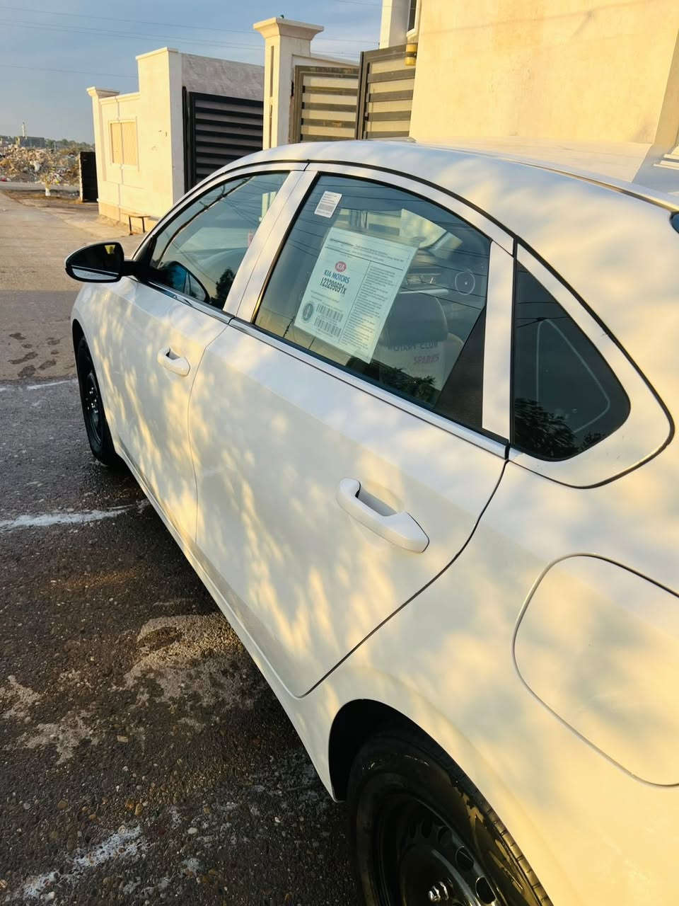 سيراتو البيع 22 رقم اربيل بسمي السياره مكفوله من صبغ بيه شخط ققط محرك 1600 السعر 163 بيه مجال بصيط مكان الرمادي  ***********
