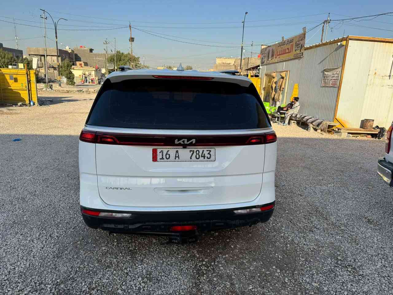 السلام عليكم كرنفال خليجي خط واحد بانزين اصل موديل 23  رقم اجره قادسيه خط كربلاء سماوه البارحه رقمة ممشتقله خط 
مواصفات شاشه كامره حساس بصمه اربع ابواب بصمه ترحيب مري قلاب 7راكب
ترهم مراوس 
استفسار ***********
السعر 230 مكان السماوه
