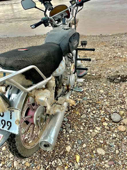 السلام وعليكم دراجه للبيع موديل 2025 محرك 200 رقم صلاح الدين نكليزي  السعر مليون و850 
***********
