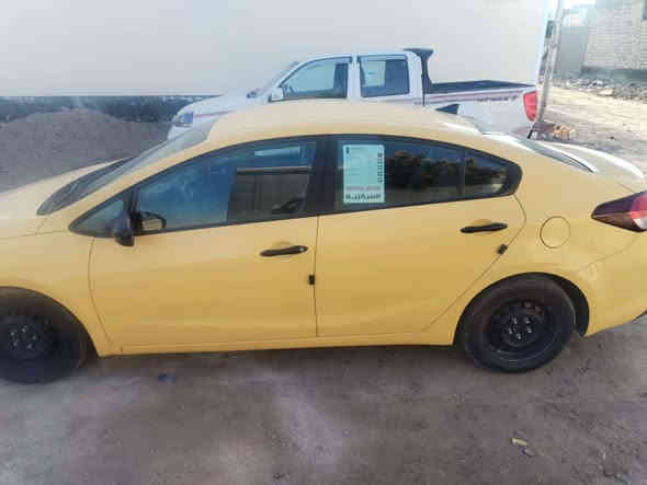 كيا فورتي 
2017
شرط التحويل 
تحكم ستيرن 
مكينه 2000دوش
بدون ايرباك حادث 
تبديل قبق جنطه فقط اصلي 
جاهزه من كلشي 
ضرره من الخلف بسيط 
مكينه جيد جدا 
كير مضبوط
حداديه شرط 
منضومة غاز شغاله
مكاني ديوانيه 
سعرها 120بيه مجال 
***********
***********
