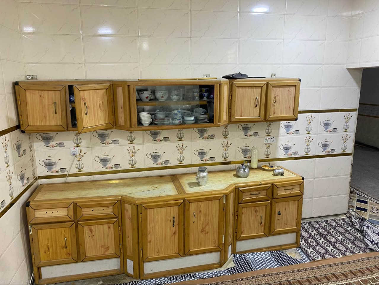 كاونتر 3 متر سعر كاونتر بي شويه ضرار سعر 290 معه سنك سنك 40 الف دينار كربلاء سواده *********** كربلاء, العراق
