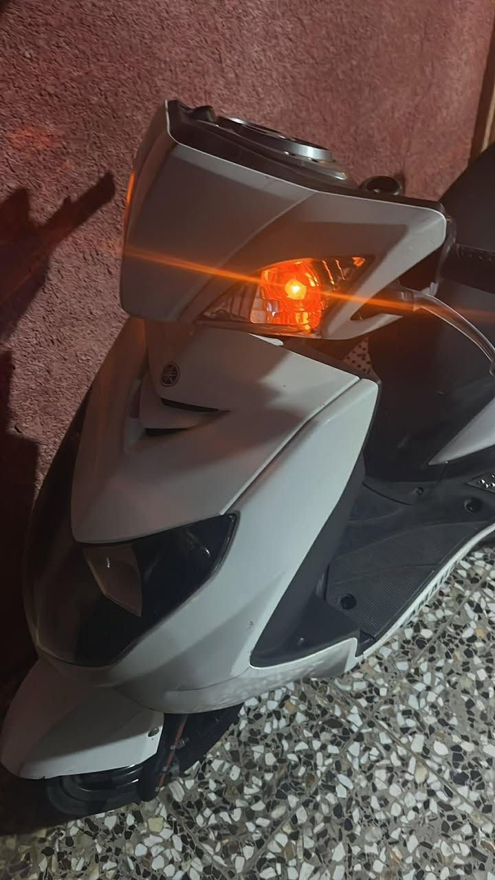 سكنس فحل ما صاله شهر من منزله جيب فيتر وتعال مكينه تخبل سعر ٩٥٠ وبيه مجال بسيط مكاني لحسينيه الراشديه هذا رقم***********
