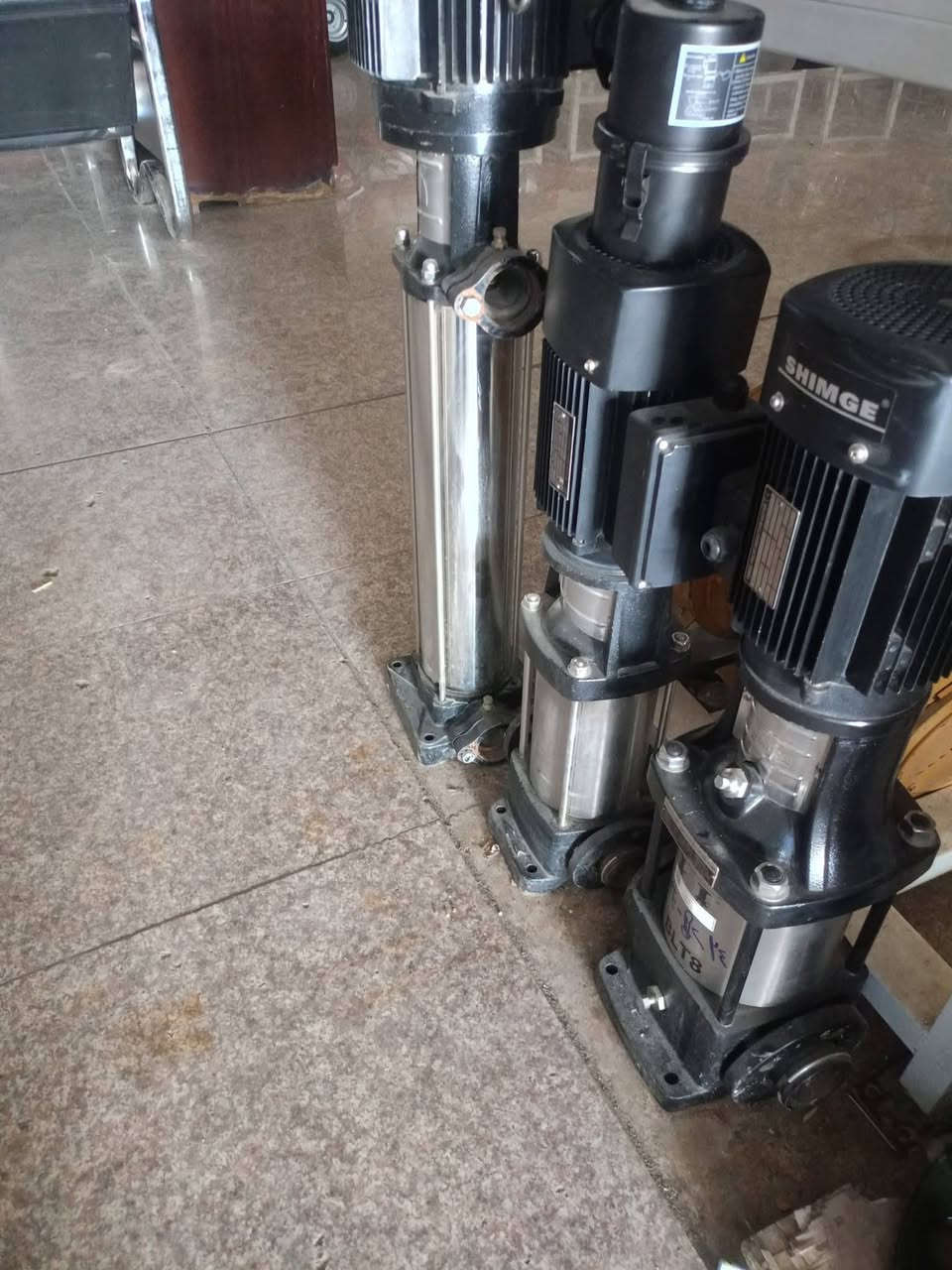 السلام عليكم
متوفر فزلات من حجم 10 الى 48 ماعدا ال36 مامتوفر
كذلك هوز ممبرن كل الاحجام 
وصلنه فلترابو المتر صيني وابو 75 وابو 50
وفلتر جامبو فراوله 
ومظخات عموديه سل ستيل من 2 حصان الى 25 حصان


**إذا كنت صاحب هذا الإعلان وتريد حذفه لأي سبب، رجاءا أرسل رسالة إلى الدعم الفني**