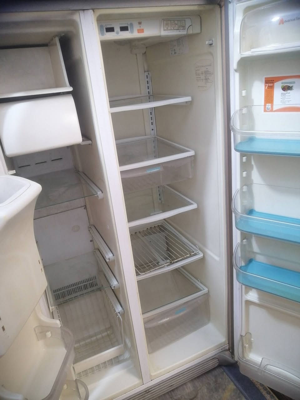 ثلاجه  لبيع شغاله بس بيه صوت عالي من تشتغل سعر ٢٥٠ نجف حي نداه


**إذا كنت صاحب هذا الإعلان وتريد حذفه لأي سبب، رجاءا أرسل رسالة إلى الدعم الفني**