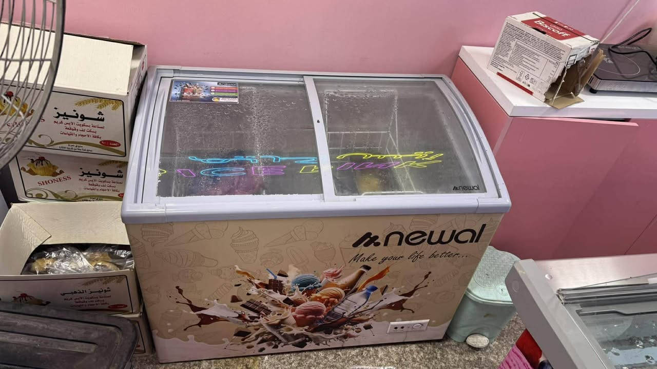 جميع المواد الي بالصور للبيع  مستخدمات شهرين فقط 
براد ايس كريم ١٢ بلانك تركي 
مجمدة 
٢ طاولة زجاج مع ٨ كراسي درجة اولى 
٤ ميز بلاستك مع الكراسي 
مجمدة اي سكريم 
مروحة عامودية ام الماء 
مروحة جدارية ام الماء 
ميوزة ام دي اف مع سنك 
اعلانات 
سبلت الجي ٢ طن انفيرتر 

موقع المواد كربلاء
*********** واتساب فقط
