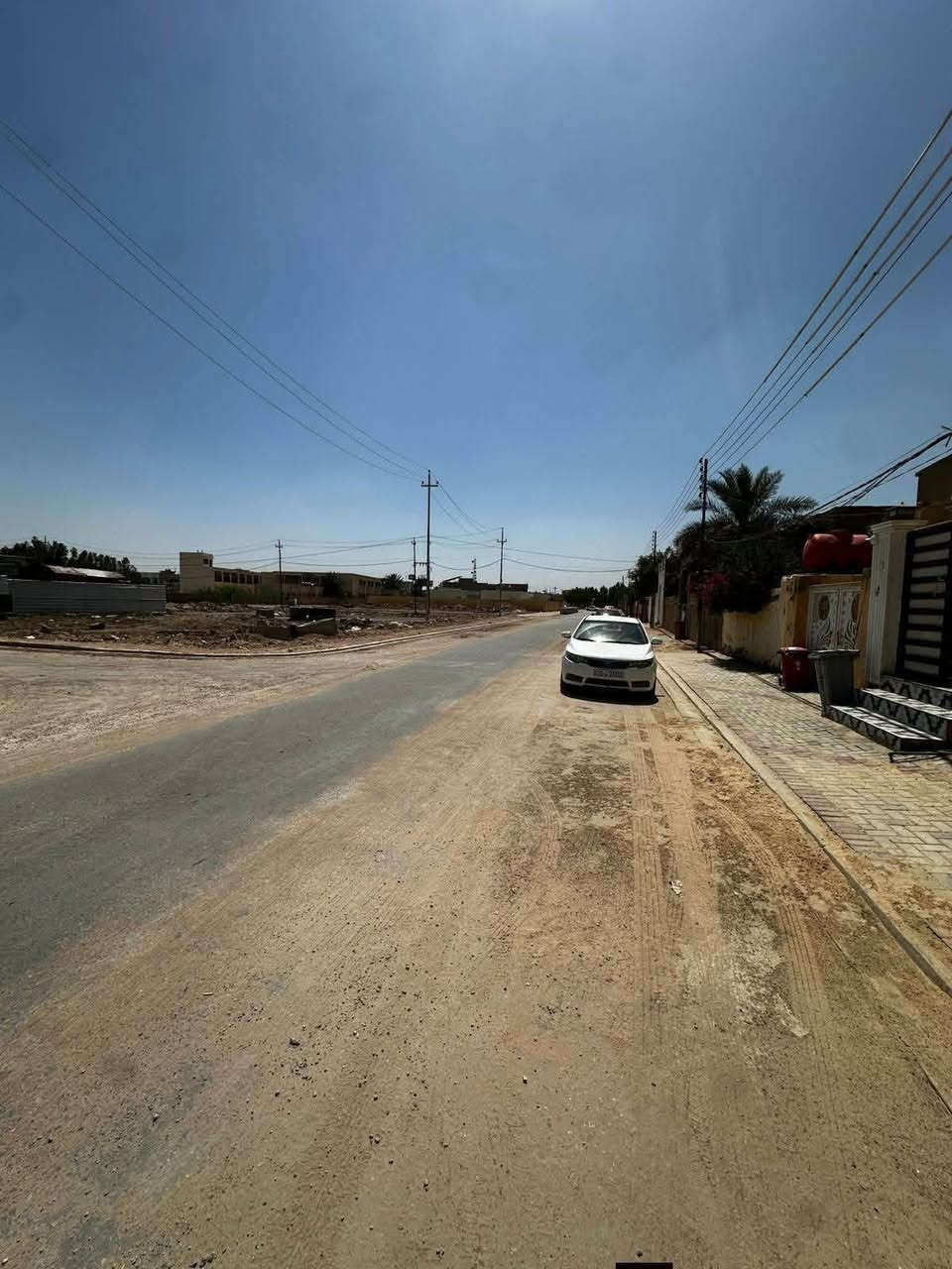 السلام عليكم 🏠مشتمل للبيع 🏠 105م
⭕:حي الفرات ⭕️قرب ؛كليه الطب خلف متوسطة الاقصى

⭕موقع مميز _ ع ساحة وشارع 15 وشارع 10 

____

🌿طابوصرف 🌿بناء جديد 2025 🌿طابقين 🌿كونكريت🌿غيرمسكون 

♦️المساحة 105م🌷الواجهة 5 م🌹النزال 21 م

🌿3 غرف نوم 🌿2 صالة 🌿مطبخ 🌿استقبال 🌿3 صحيات 

للاستفسار ***********
