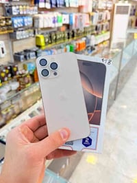 ايفون 16 برو ماكس ذاكره 1 تيرا يعني الف كيكه بطاريه 99 يعني جديد نضافه...