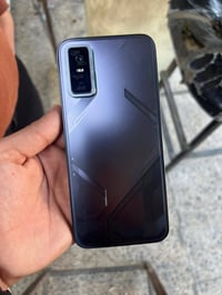 موبيل لبيع انفنكس جيتي 30برو ذاكرا 256رام12+12 سعر 250. بي مجال شي قلي...