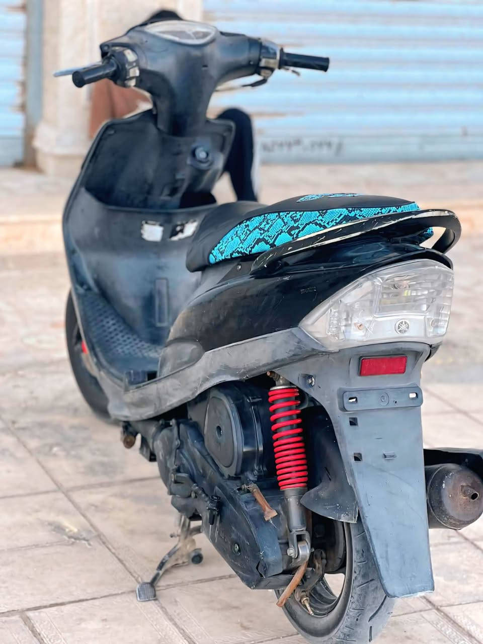 دراجه ماكس عدله مامفتوحه عوزهأ بس كلجات دراجه مامفتوحه ونضيفه شوفت عينك تجي وتفحص سعرها 600 بيهأ مجال قليل ***********
