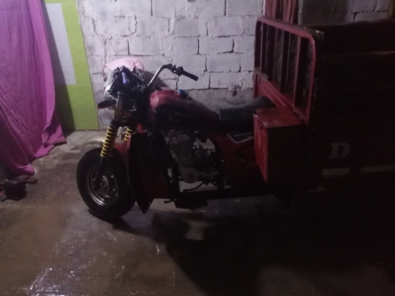 ستوته للبيع موديل 2019 أوراق كامله  اصوليه
مكينه نضيفه
مغلفه خشب بدون صبغ كهربايات شغاله
تخم تاير
تشتغل سلف وهندر 
كلشي مانقصها
العنوان بغداد الحسينه الراشديه
الشراي يتصل اويراسل واتساب
***********
