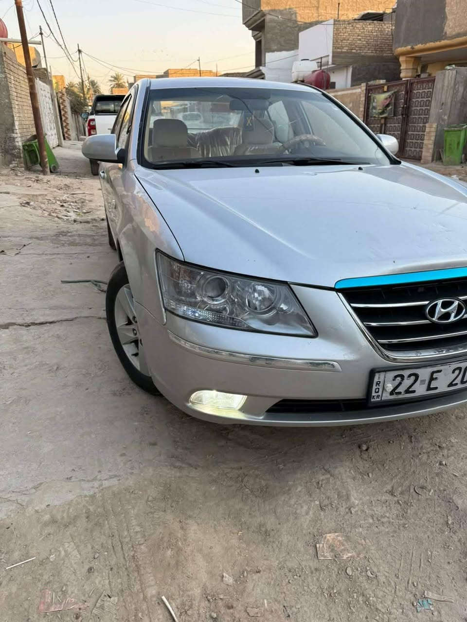 سوناتا موديل ٢٠٠٩ وارد خليجي حادثها باب السايق قطعة واحدة فقط داخل بيجي نص فول سيارة جاهزة بدون اي نقص رقم اربيل انكليزي تريد تحويل تريد وكالة ... السعر ١٠٧ مكاني الحلة شارع ٦٠ هاتف ***********
