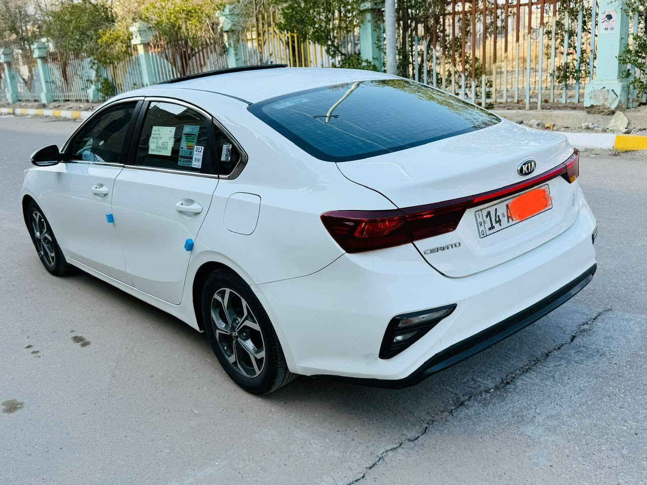 سيراتو 2019خليجي فول الموصفات ماعدا البصمه مكينه 1600جاهزه كير مكينه حداديه تخم تاير تبريد دوشمه جديده سياره حلوه وجاهزه كفاله ماعدا الدوس بيهن قليل صبغ وبارد شويه  مكان سياره ذي قار سعر 133 وبيهه مجال ماشيه 100 استفسار ***********
